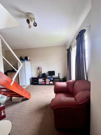To Let 1 Bedroom Property for Rent in Milpark Gauteng