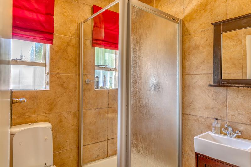 5 Bedroom Property for Sale in Darrenwood Gauteng