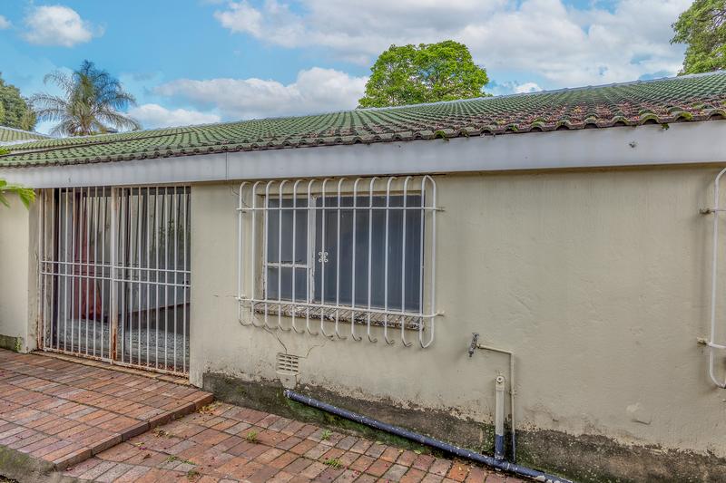 5 Bedroom Property for Sale in Darrenwood Gauteng