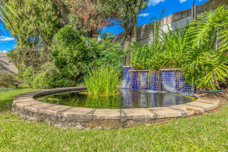 5 Bedroom Property for Sale in Darrenwood Gauteng