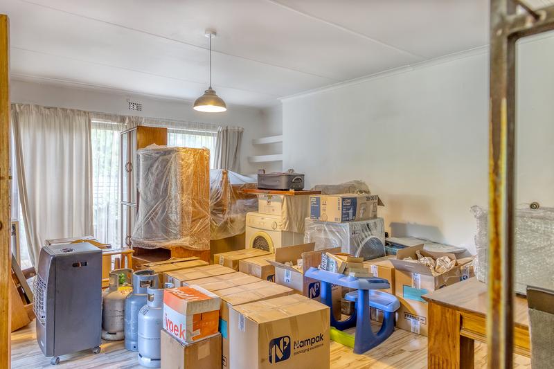 5 Bedroom Property for Sale in Darrenwood Gauteng