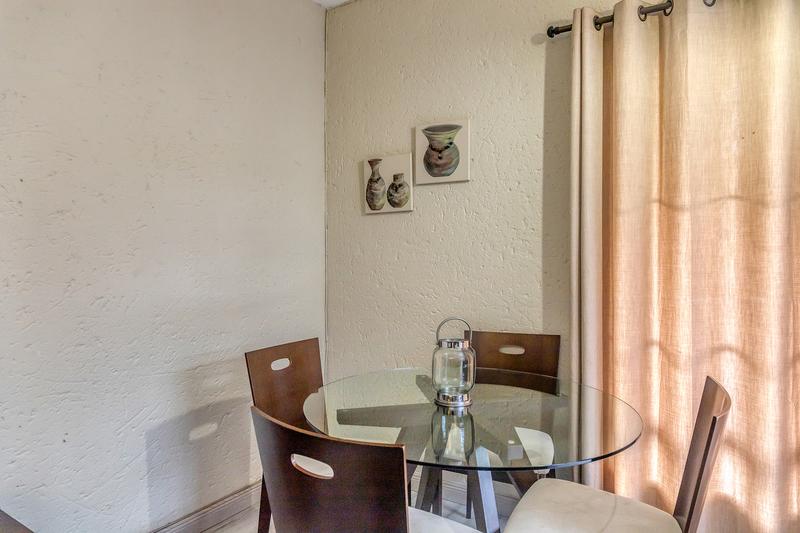 1 Bedroom Property for Sale in Morningside Gauteng