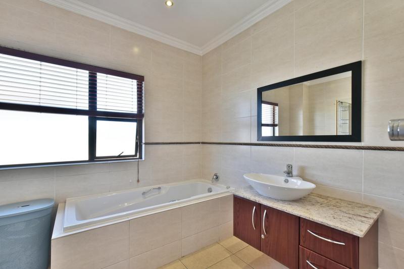 4 Bedroom Property for Sale in Aspen Hills Gauteng