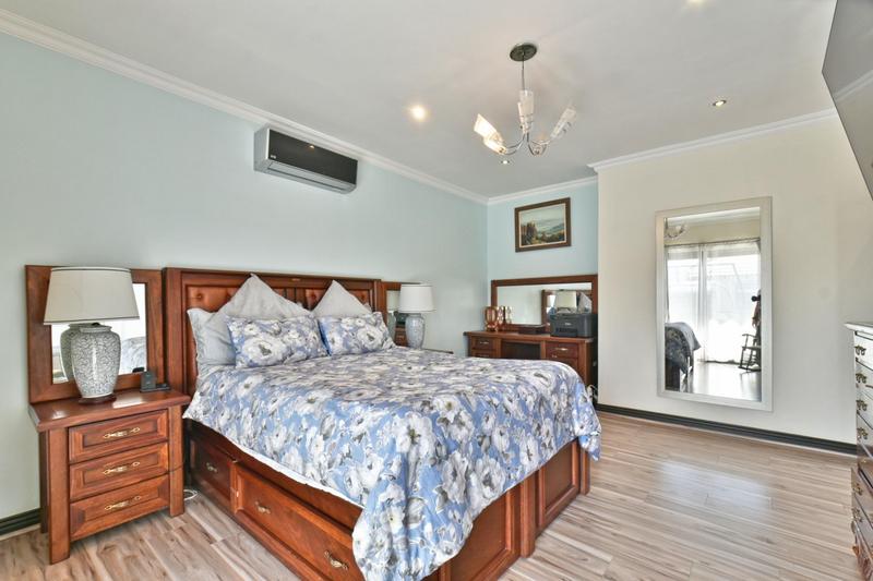 4 Bedroom Property for Sale in Aspen Hills Gauteng