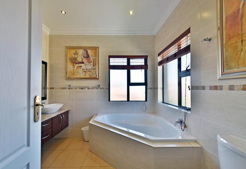 4 Bedroom Property for Sale in Aspen Hills Gauteng