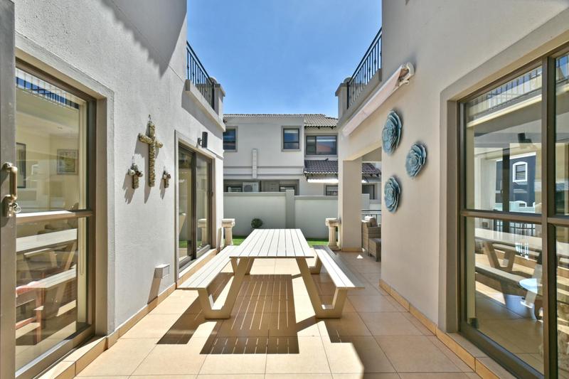 4 Bedroom Property for Sale in Aspen Hills Gauteng