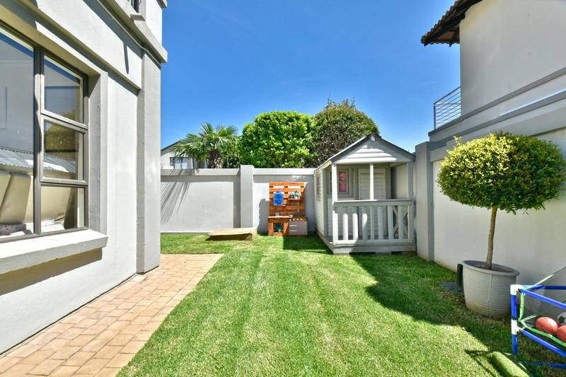 4 Bedroom Property for Sale in Aspen Hills Gauteng