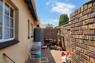 1 Bedroom Property for Sale in Glenvista Gauteng