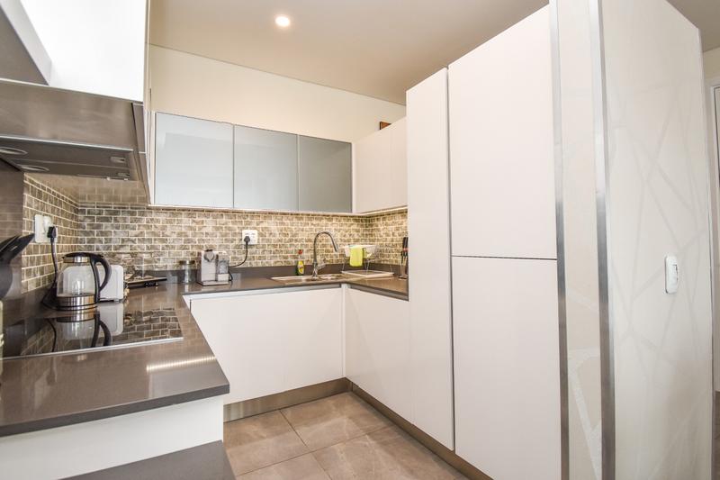 1 Bedroom Property for Sale in Sandton Central Gauteng