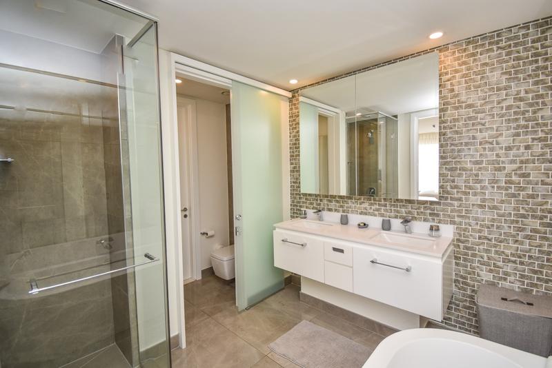 1 Bedroom Property for Sale in Sandton Central Gauteng