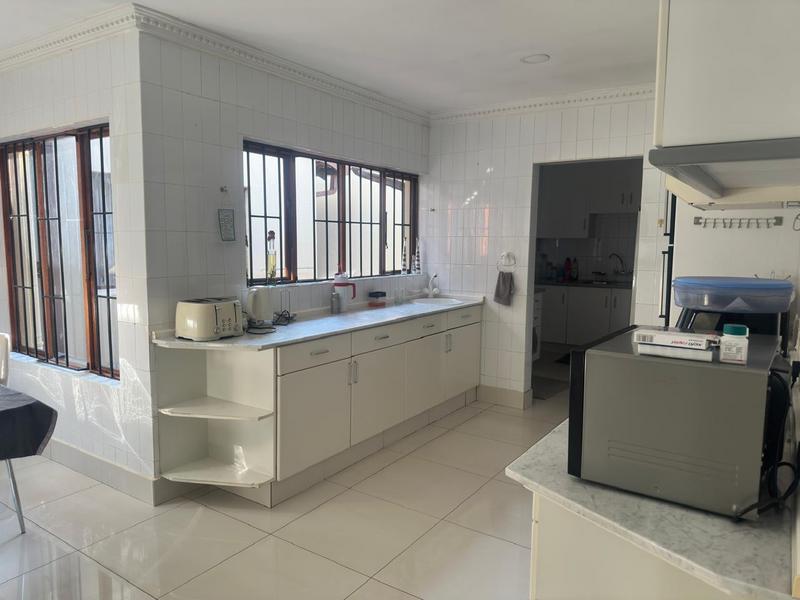 5 Bedroom Property for Sale in Claudius Gauteng