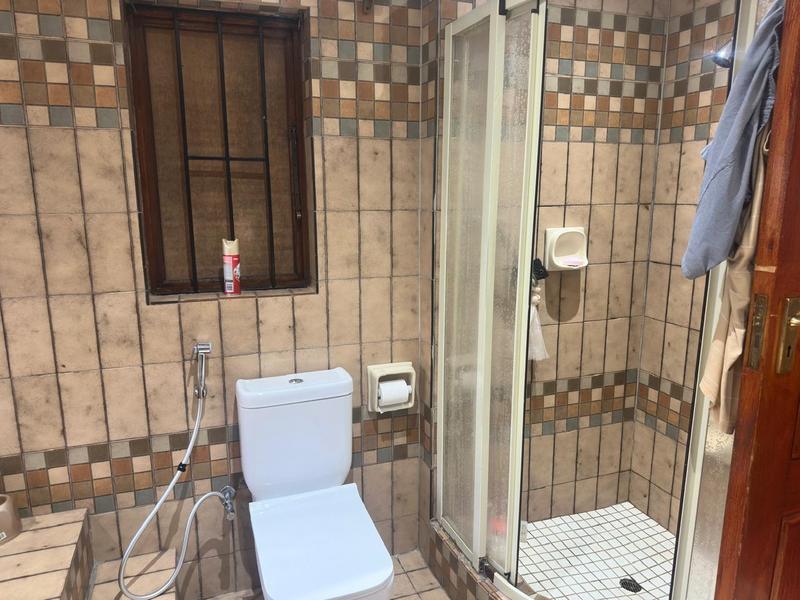 5 Bedroom Property for Sale in Claudius Gauteng