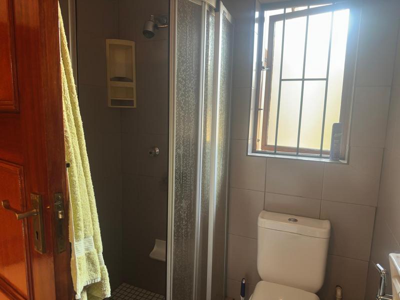 5 Bedroom Property for Sale in Claudius Gauteng