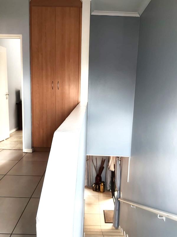 3 Bedroom Property for Sale in Edenvale Central Gauteng