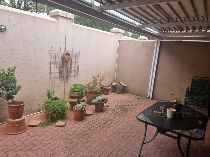 3 Bedroom Property for Sale in Edenvale Central Gauteng