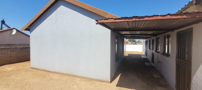 2 Bedroom Property for Sale in Soshanguve XX Gauteng