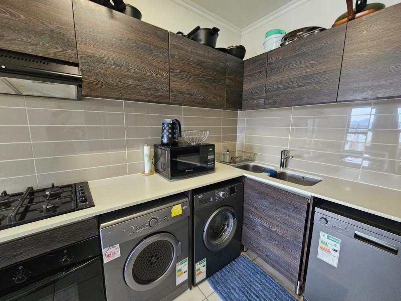 To Let 1 Bedroom Property for Rent in Olivedale Gauteng