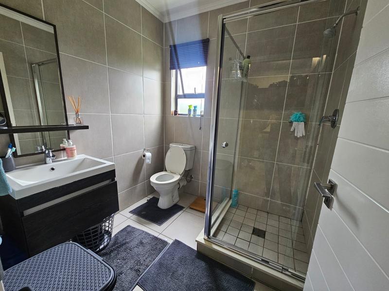 To Let 1 Bedroom Property for Rent in Olivedale Gauteng
