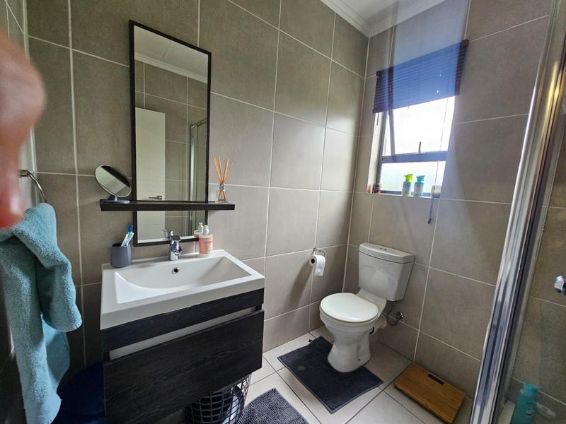 To Let 1 Bedroom Property for Rent in Olivedale Gauteng