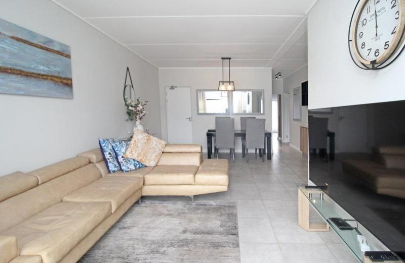 To Let 3 Bedroom Property for Rent in Waterfall Gauteng
