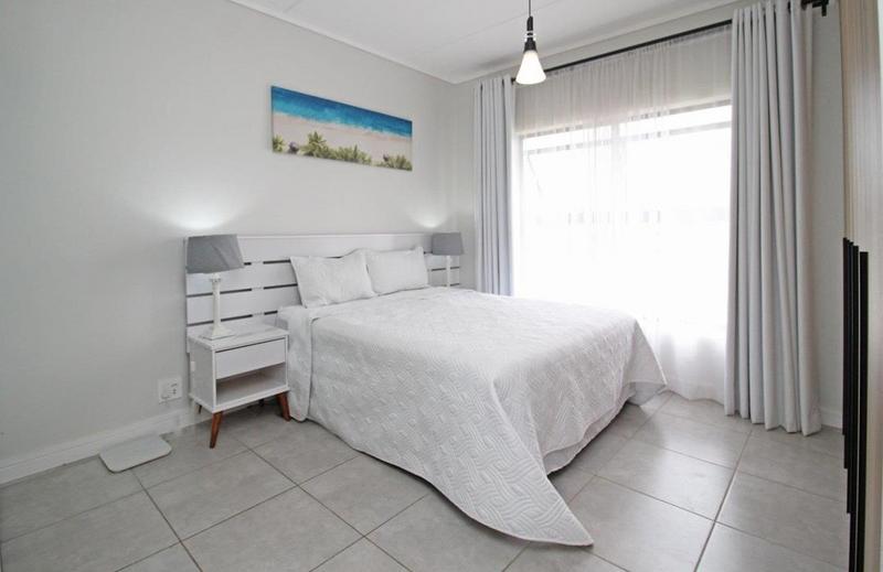 To Let 3 Bedroom Property for Rent in Waterfall Gauteng