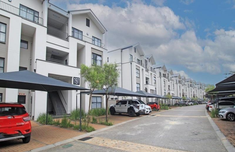 To Let 3 Bedroom Property for Rent in Waterfall Gauteng