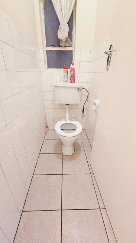 To Let 2 Bedroom Property for Rent in Denlee Gauteng
