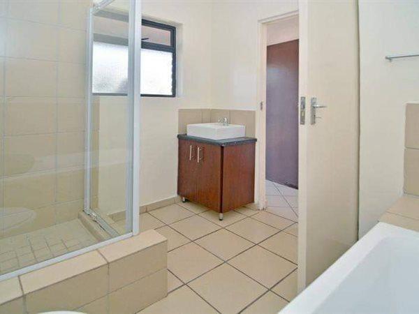 To Let 2 Bedroom Property for Rent in Groblerpark Gauteng