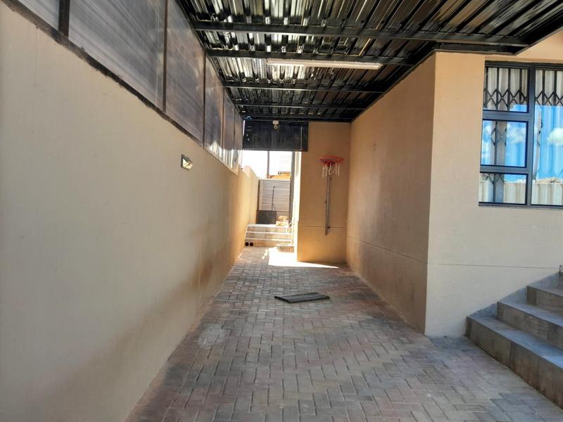 3 Bedroom Property for Sale in Kagiso Gauteng
