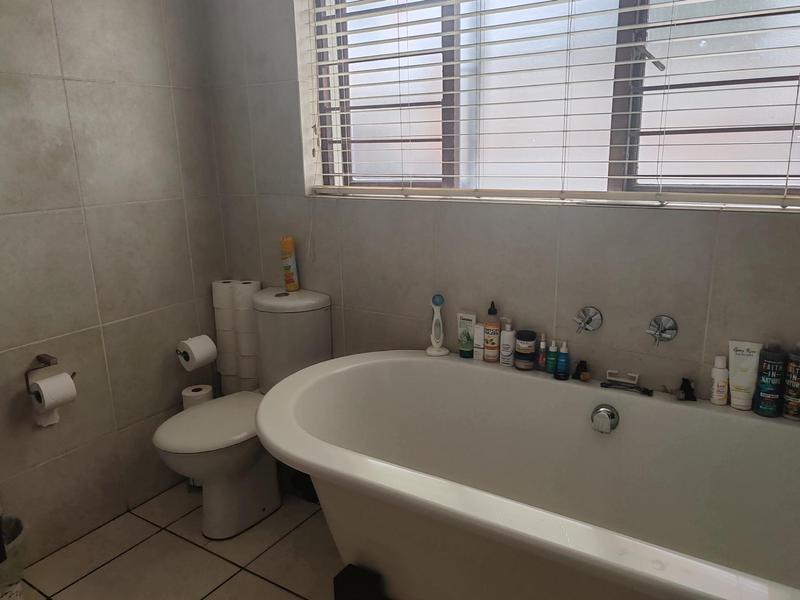 1 Bedroom Property for Sale in Solheim Gauteng