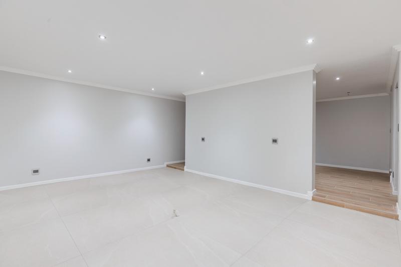 To Let 6 Bedroom Property for Rent in Waterfall Country Estate Gauteng