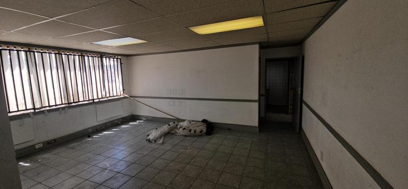 To Let commercial Property for Rent in Randjespark Gauteng