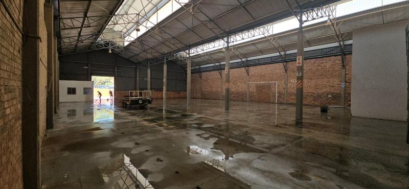 To Let commercial Property for Rent in Randjespark Gauteng