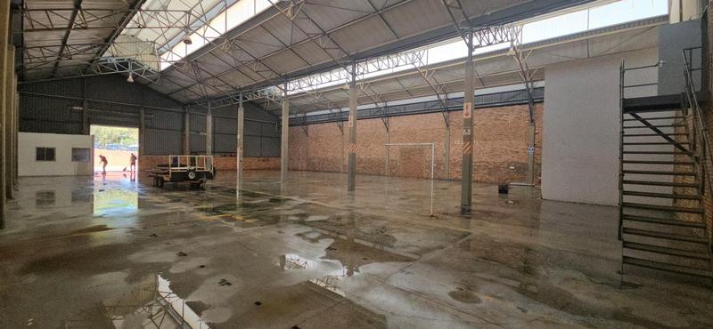To Let commercial Property for Rent in Randjespark Gauteng
