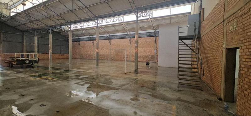 To Let commercial Property for Rent in Randjespark Gauteng