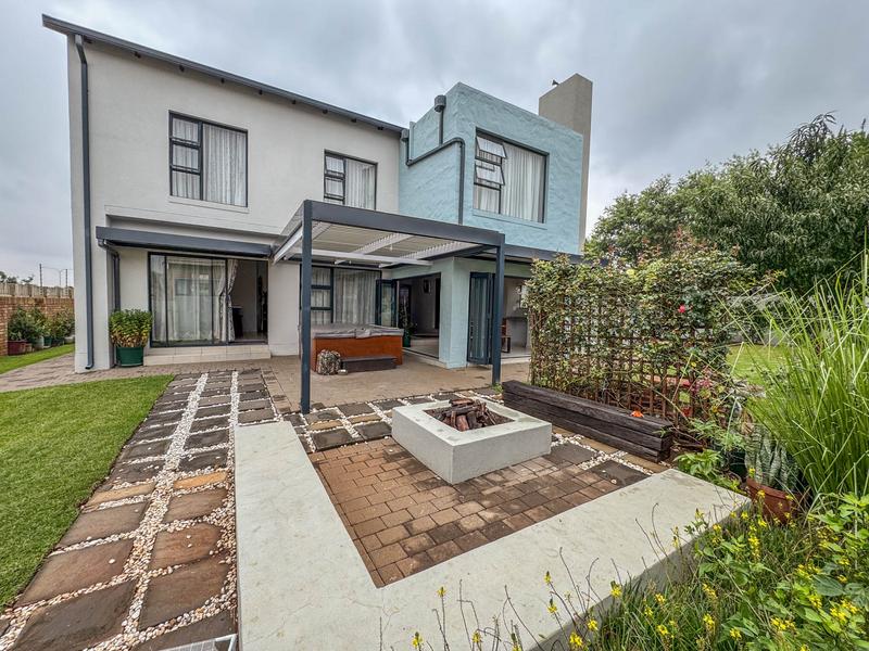 3 Bedroom Property for Sale in Midstream Meadows Gauteng