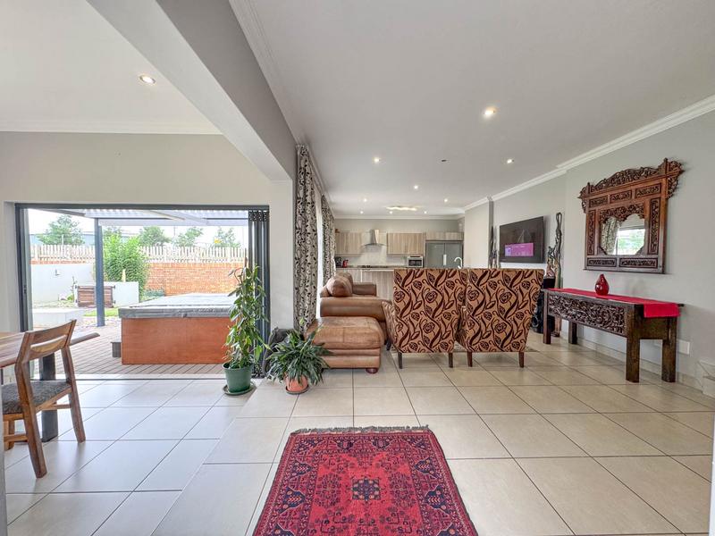 3 Bedroom Property for Sale in Midstream Meadows Gauteng