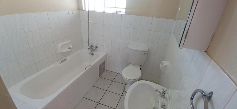 To Let 2 Bedroom Property for Rent in Elardus Park Gauteng