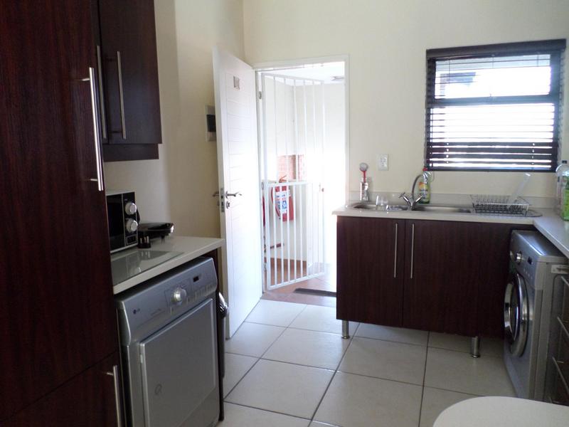 2 Bedroom Property for Sale in Greenstone Hill Gauteng