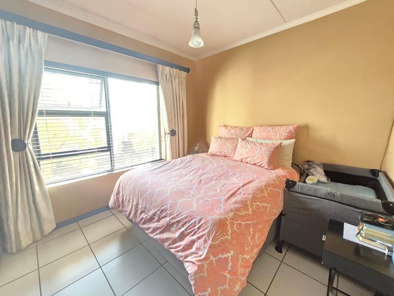 3 Bedroom Property for Sale in Greenstone Hill Gauteng