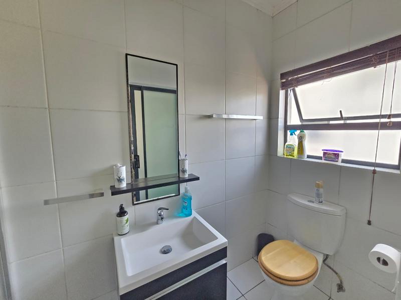 3 Bedroom Property for Sale in Greenstone Hill Gauteng