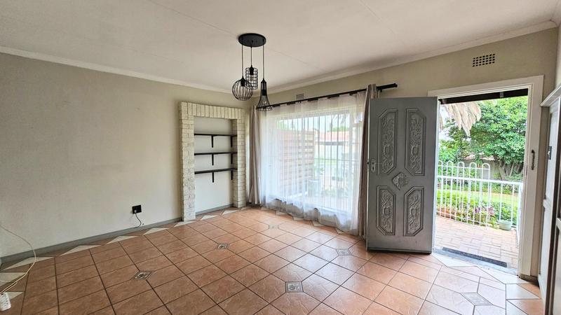 3 Bedroom Property for Sale in Isandovale Gauteng