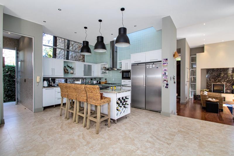4 Bedroom Property for Sale in Fourways Gardens Gauteng