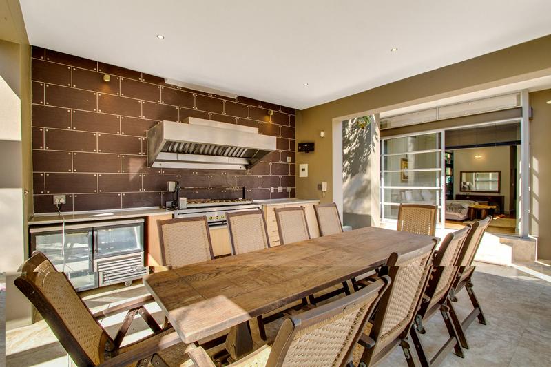 4 Bedroom Property for Sale in Fourways Gardens Gauteng