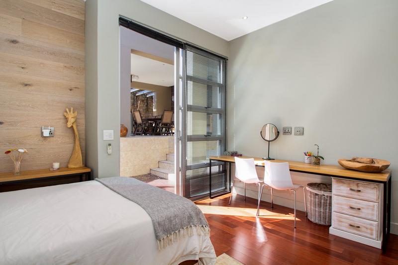 4 Bedroom Property for Sale in Fourways Gardens Gauteng
