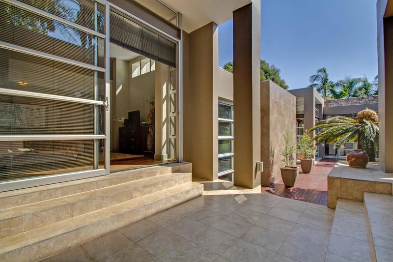 4 Bedroom Property for Sale in Fourways Gardens Gauteng