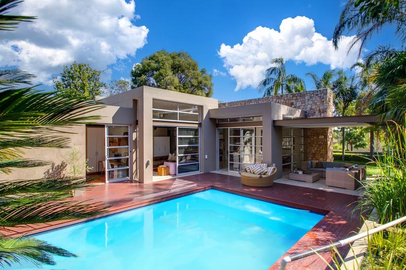 4 Bedroom Property for Sale in Fourways Gardens Gauteng