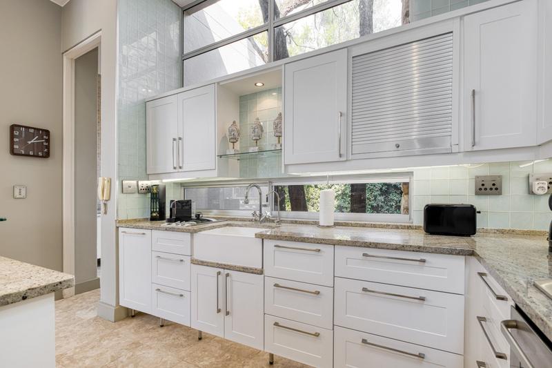 4 Bedroom Property for Sale in Fourways Gardens Gauteng