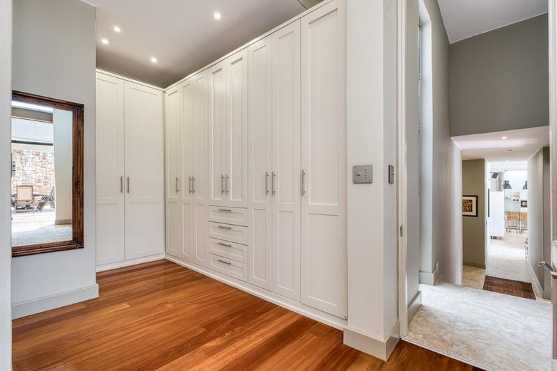 4 Bedroom Property for Sale in Fourways Gardens Gauteng