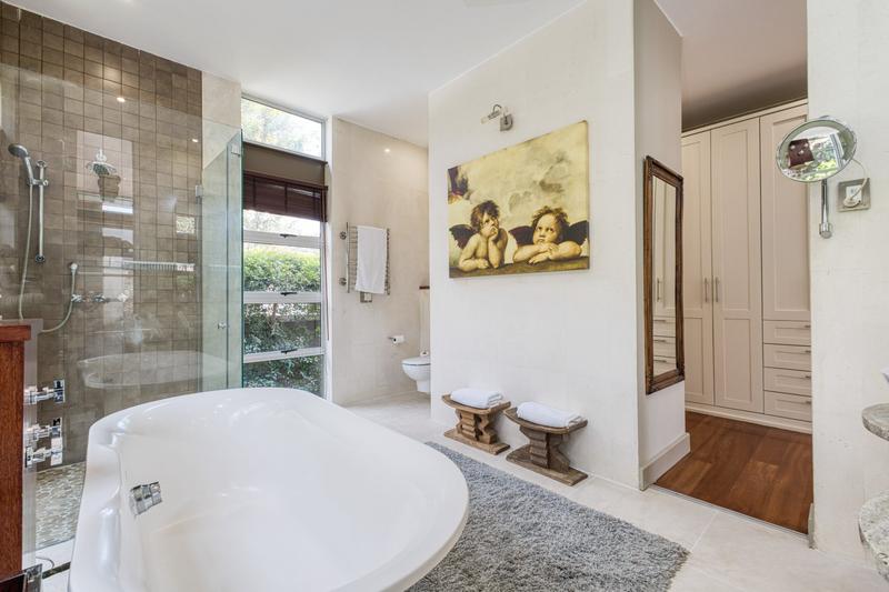 4 Bedroom Property for Sale in Fourways Gardens Gauteng